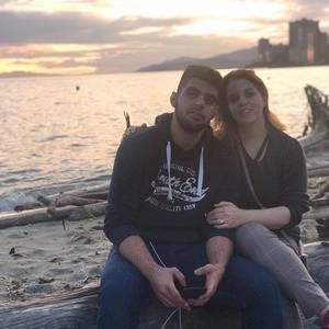 Meet your Posher, Leila